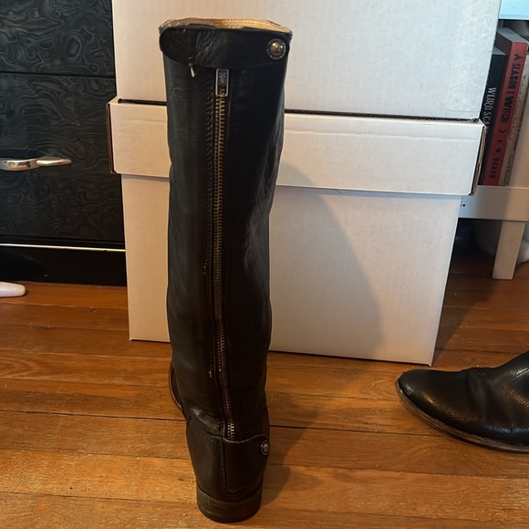 Frye Riding Boots Size 10 B  Pre loved Please view photos for any imperfections - Picture 10 of 16